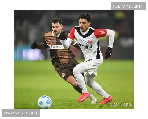 法兰克福客战平多特蒙德，继续保持不败势头